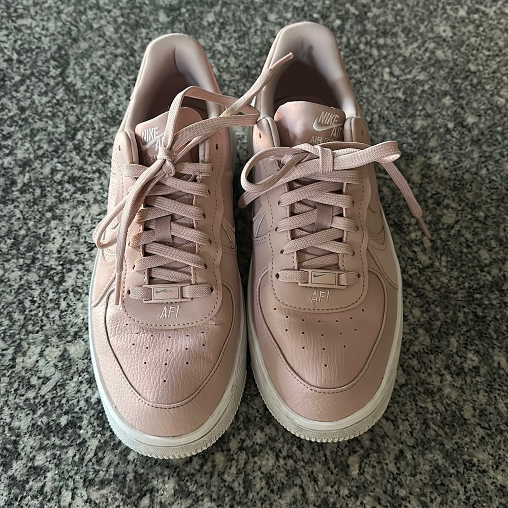 Air Force One Pink platform